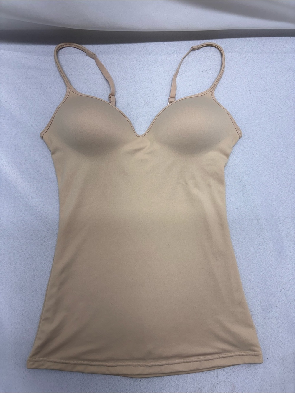 Maidenform Wirefree Nude Cami Shapewear w/ Foam Cups Excellent Condition Size M